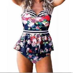 NWT L Floral SubMarina Tankini